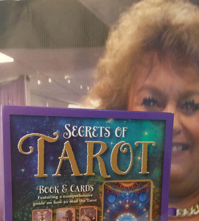 Secrets-of-Tarot-box