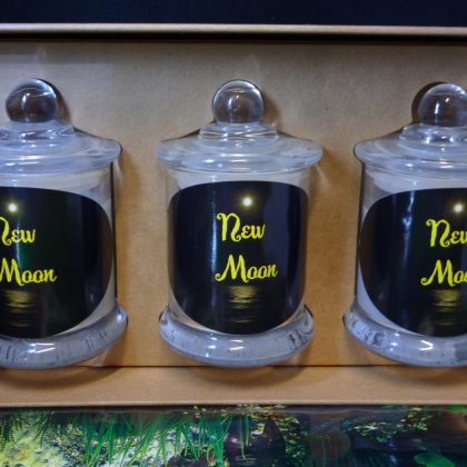New-Moon-gift-box-set-candle